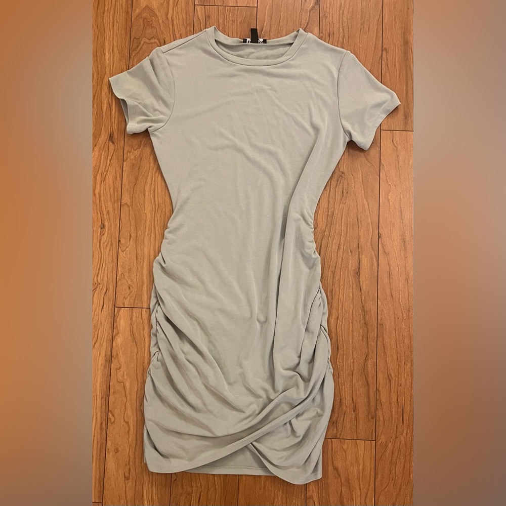 Express Bodycon XS Light Sage Green Dress Women's Ruched Stretch Extra S…